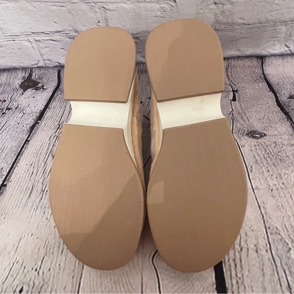 NWT Katy Perry The Fuzz fur low-top sneakers in white/nude 7 1/2 - Picture 7 of 8